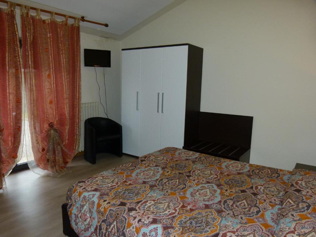 Hotel Olivi 살로 외부 사진