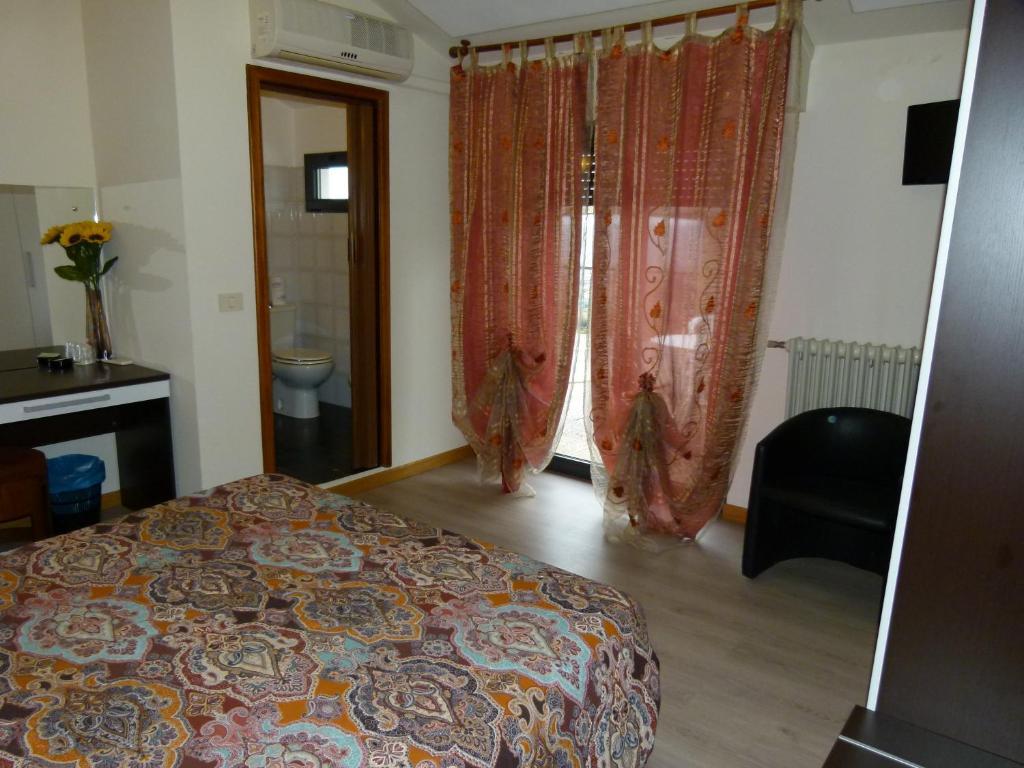 Hotel Olivi 살로 외부 사진